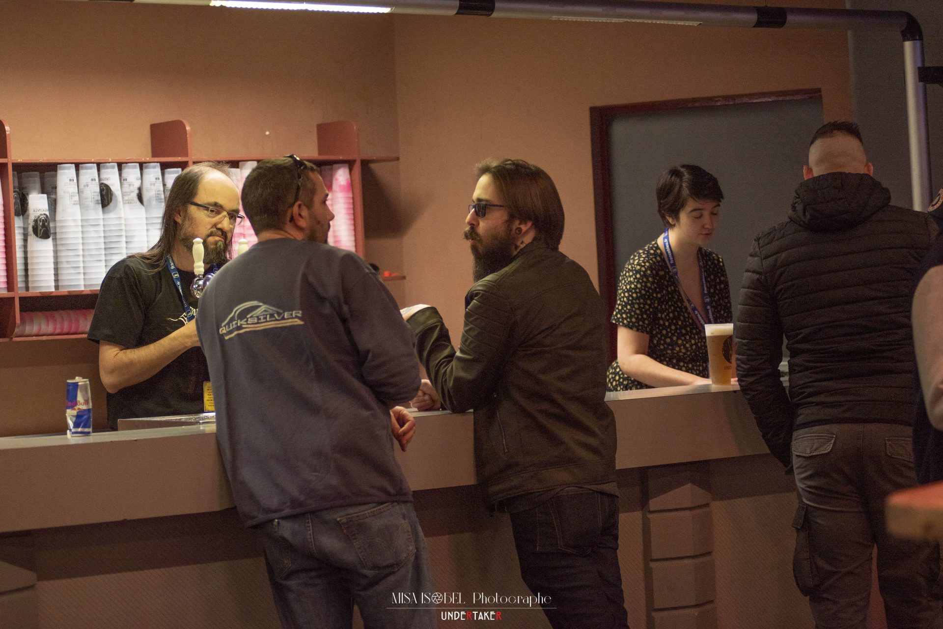 Bénévoles TCLM #2 - Bar principal - 2020 - crédit photo Emma Mauger